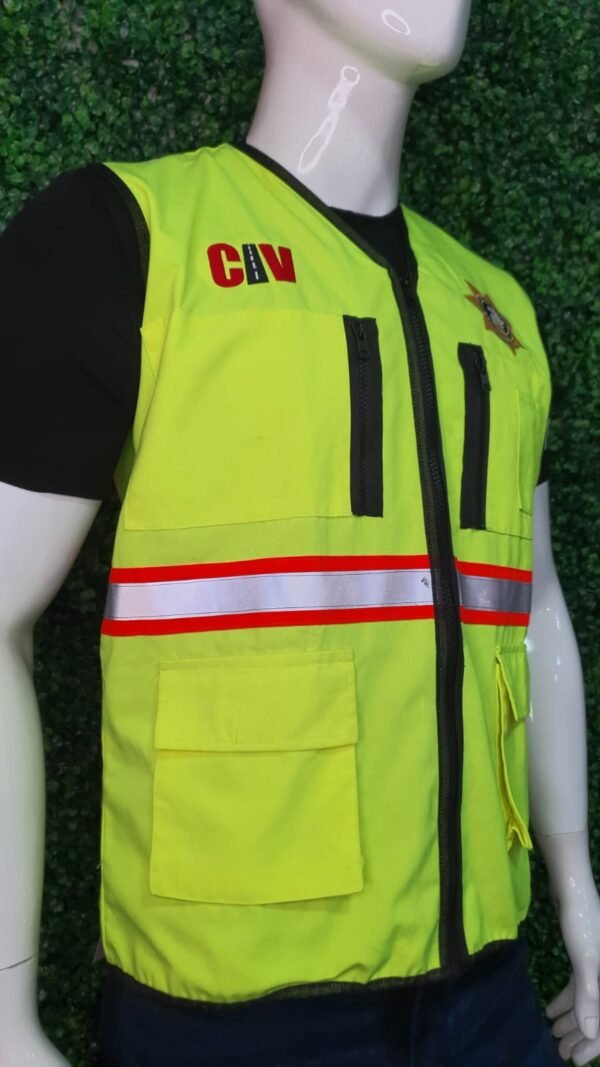 Chalecos con diseño uniformes Creaher