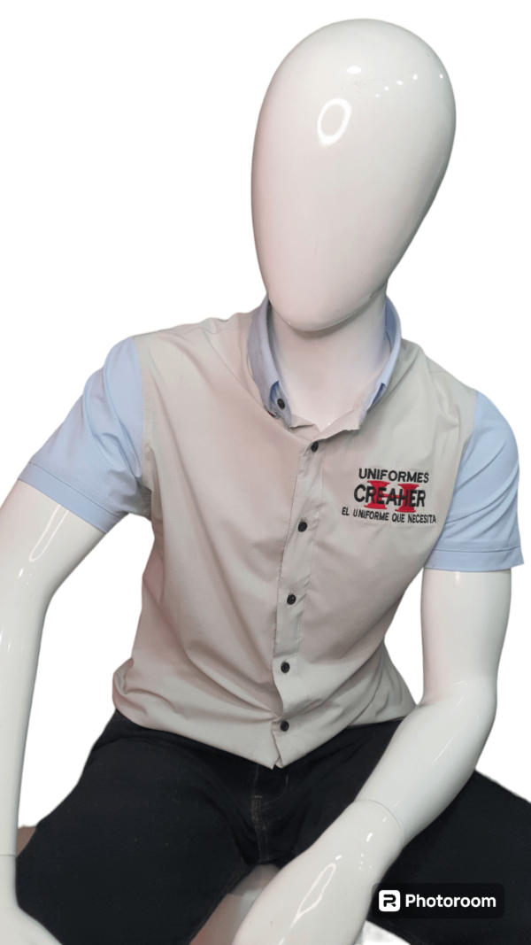 Camisa manga corta con diseño. - Image 3